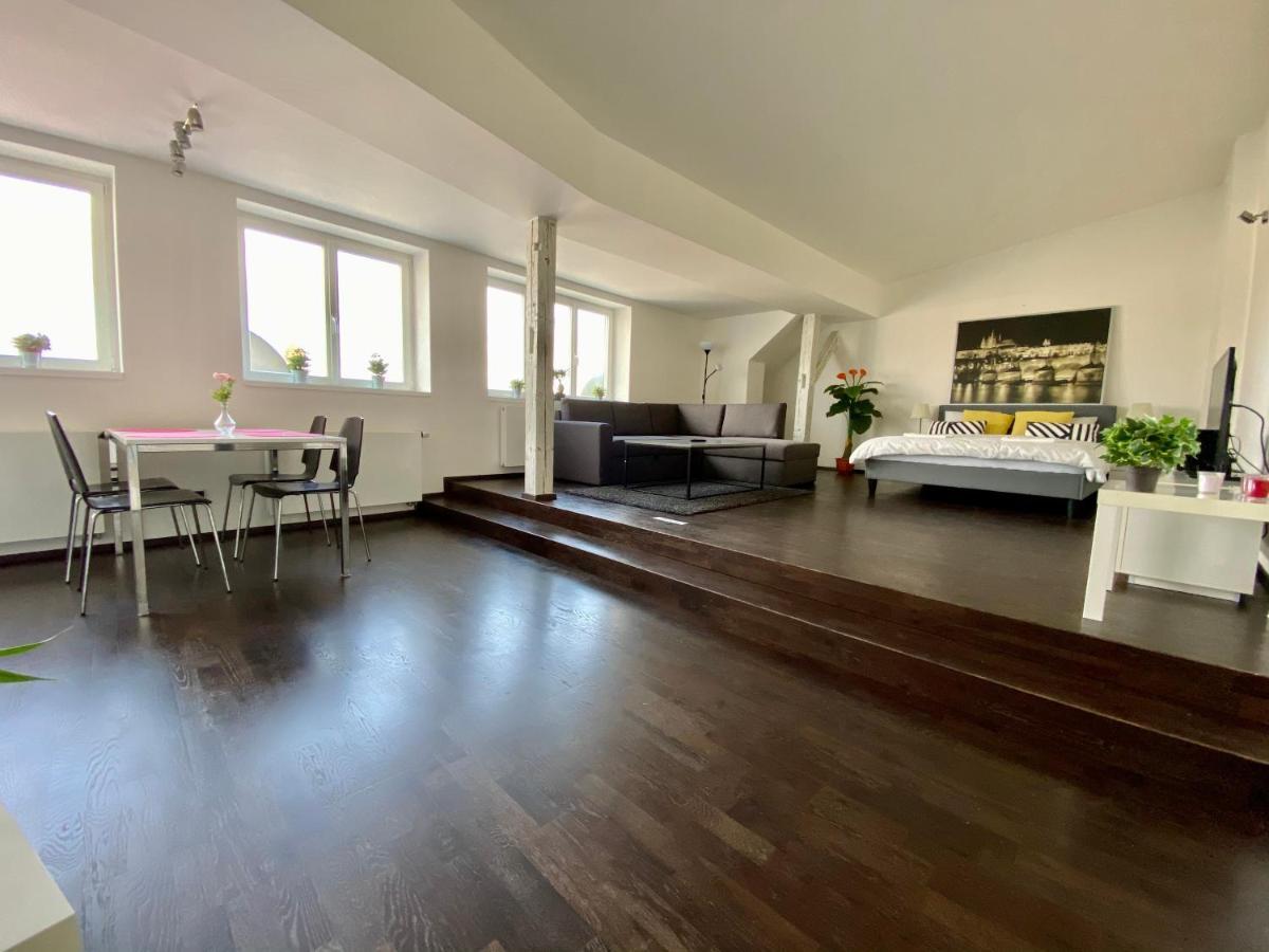 Prague Castle View Apartment Экстерьер фото